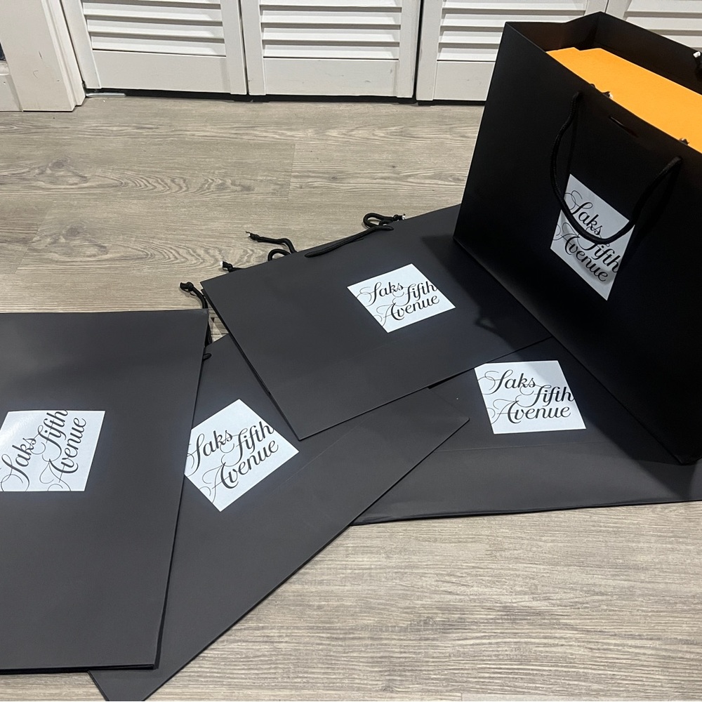 Saks Fifth Avenue shopping bags 6